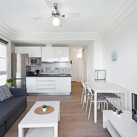 Апартаменты Orlando 314 Адехе